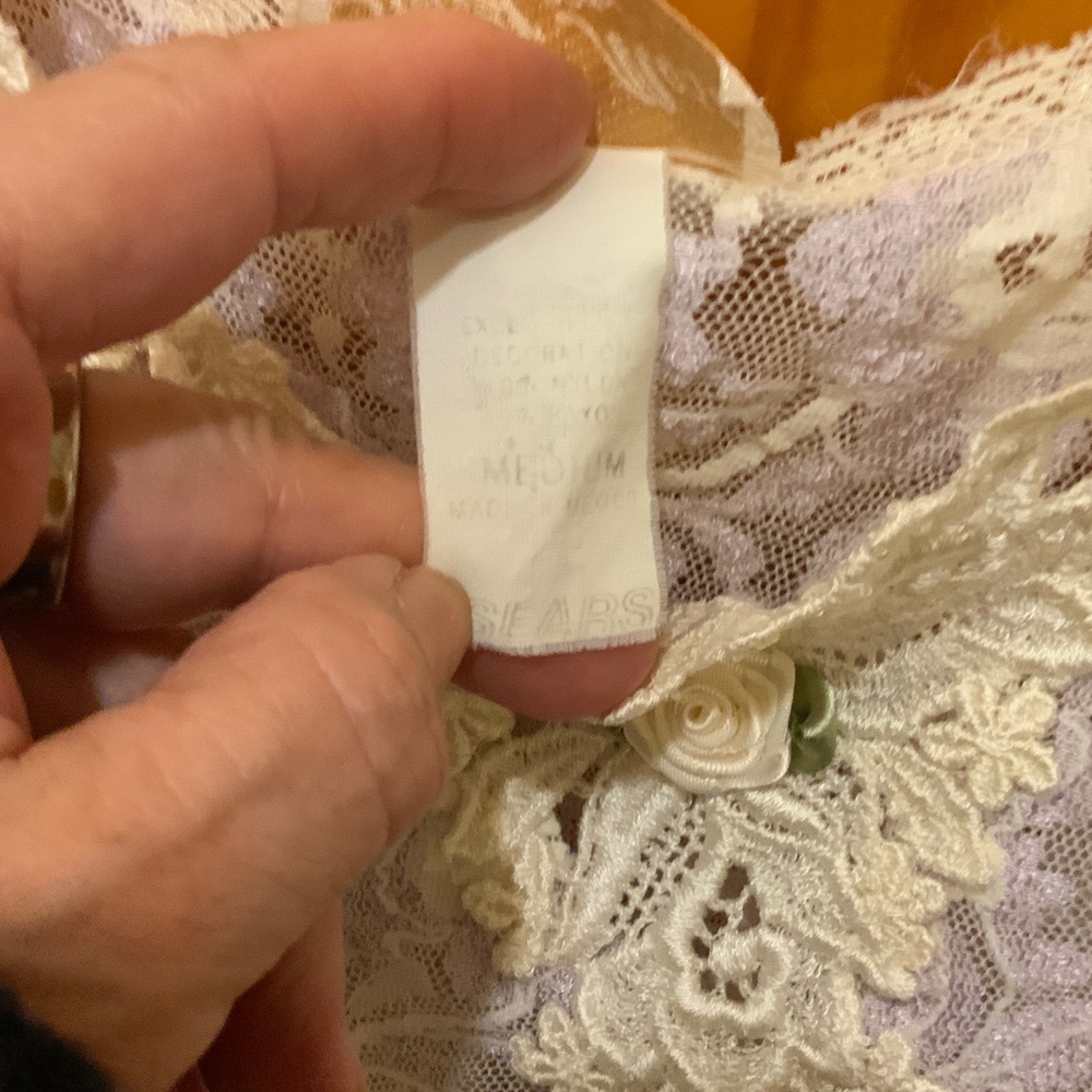 Vintage SEARS Elegant Lace Women’s‎ Lingerie Top in Cream - Picture 3 of 6
